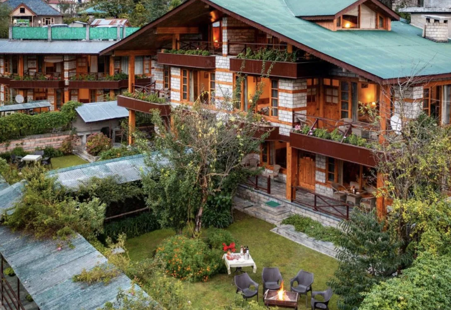 Neem Karoli Baba Ashram spiritual experience during Kainchi Dham retreat